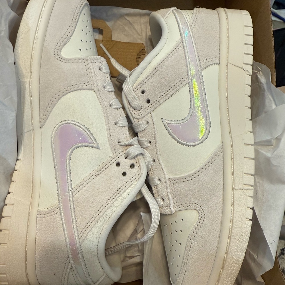 Nike dunks size 7.5 women’s